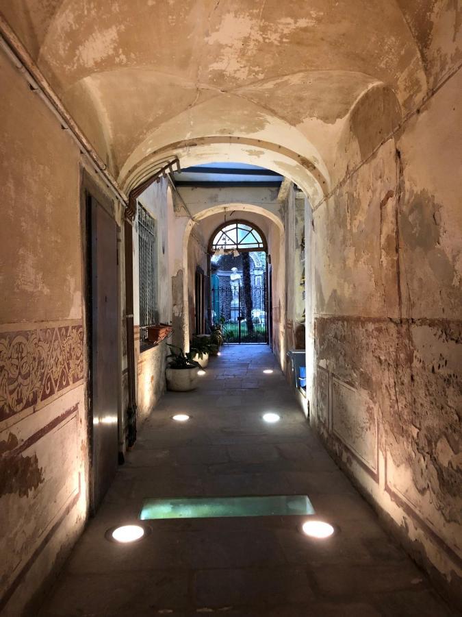 La Dolce Vita Lägenhet Intra Exteriör bild